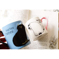 'Cuddling Cats' Pair of Heart-warming mugs - a Perfect Gift for Cat-Loving Couples!